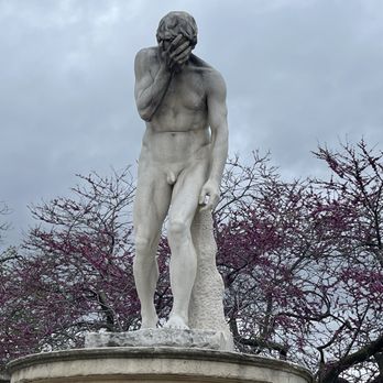 Jardin des Tuileries - The dude who's upset about sumptin, sumptin... - Parks Near Me - Paris, 75 Jardin des Tuileries - The dude who's upset about sumptin, sumptin... - Parks Near Me - Paris, 75