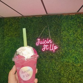 Juicin It Up - Very Berry Smoothie - Juice Bars & Smoothies Near Me - Saxonburg, Pennsylvania Juicin It Up - Very Berry Smoothie - Juice Bars & Smoothies Near Me - Saxonburg, Pennsylvania