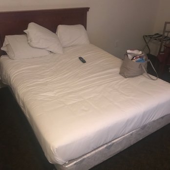 Siegel Suites Select - Supposed to be a king size bed - Hotels Near Me - Casa Grande, Arizona Siegel Suites Select - Supposed to be a king size bed - Hotels Near Me - Casa Grande, Arizona