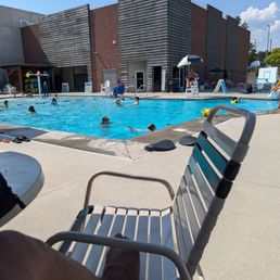 Nice 5 ft pool Nice 5 ft pool