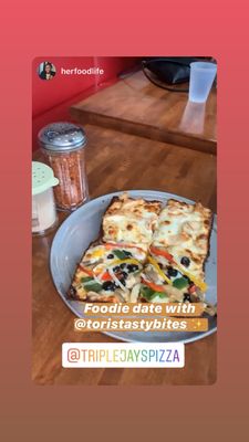 Triple Jays Pizza Bar by null