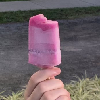 Fantasticks - Dragon fruit flavor. - Gelato Near Me - Ashburn, Virginia