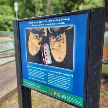 Makiki Valley Trail - Hiking Near Me - Honolulu, Hawaii
