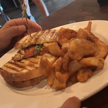 Vintage Brewing - Caprese Panini with fries - Breweries Near Me - Madison, Wisconsin