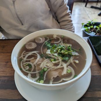 Golden Bowl - This Pho at a Thai restaurant satisfied my wife's Pho craving! - Vietnamese Near Me - Temecula, California