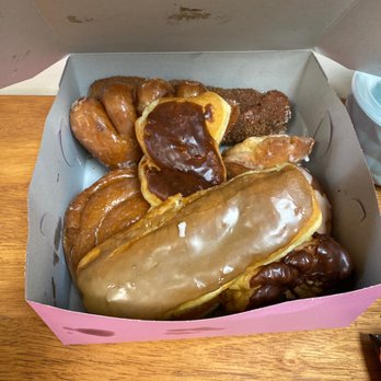 Janny's Donuts - Donuts Near Me - Irvine, California