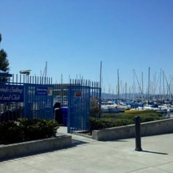Tradewinds Sailing School & Club