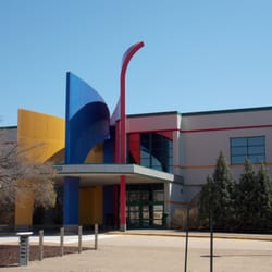 Bettendorf Public Library - The front entrance to the Bettendorf Public Library.