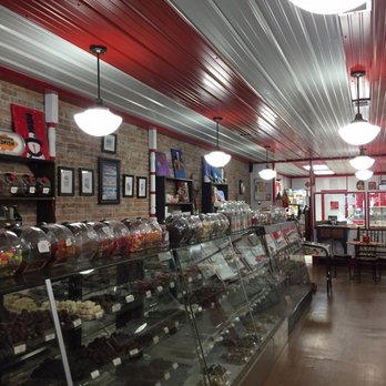 Martinsville Candy Kitchen - Candy Stores Near Me - Martinsville, Indiana Martinsville Candy Kitchen - Candy Stores Near Me - Martinsville, Indiana
