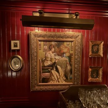 Gilt Bar - Beautiful interior - New American Near Me - Chicago, Illinois