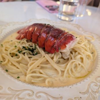 GIWA - Lemon Garlic Lobster Pasta - Breakfast & Brunch Near Me - Santa Clara, California