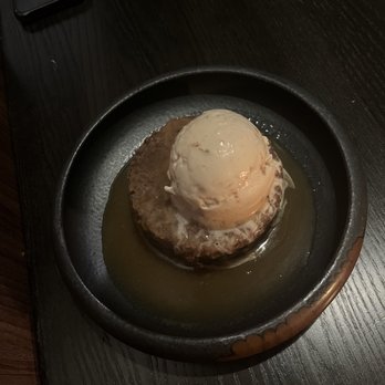 Gordon Ramsay Hell's Kitchen - Sticky toffee - Steakhouses Near Me - Stateline, Nevada