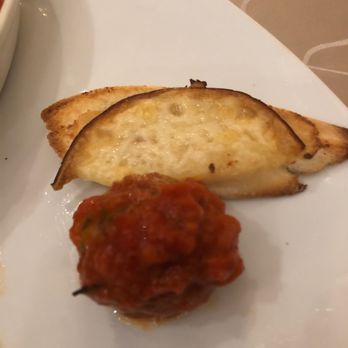 Tramonto - Polpette al forno Meatballs with Parmesan garlic bread - Wine Bars Near Me - Riviera Maya, ROO Tramonto - Polpette al forno Meatballs with Parmesan garlic bread - Wine Bars Near Me - Riviera Maya, ROO