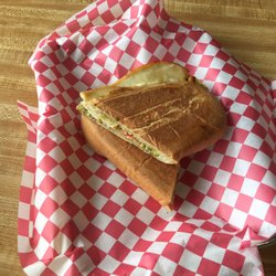 Cream & Shuga - Chicken panini
