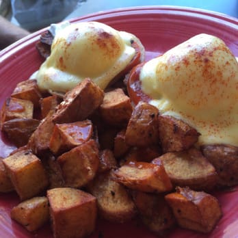 Pat's Cafe - Eggs Benedict with Bacon & grilled tomatoes & their country potatoes. Yummy!! - Breakfast & Brunch Near Me - San Francisco, California Pat's Cafe - Eggs Benedict with Bacon & grilled tomatoes & their country potatoes. Yummy!! - Breakfast & Brunch Near Me - San Francisco, California