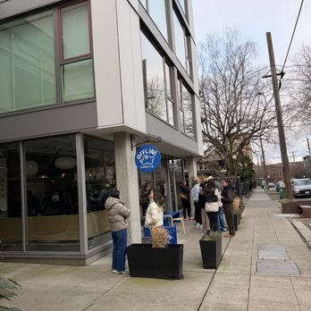 Offline Coffee - Line around 12pm~! - Coffee & Tea Near Me - Seattle, Washington