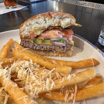 Sudwerk Brewing Co - Pub Burger with avocado and garlic fries - Breweries Near Me - Davis, California
