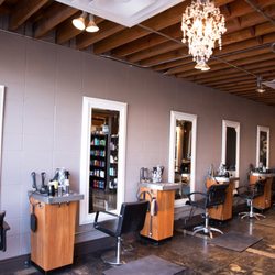 Q Hair Design