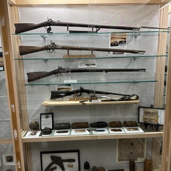 Antique Specialty Mall - Civil war memorabilia at George's Civil War Antiques booth. - Antiques Near Me - Albuquerque, New Mexico