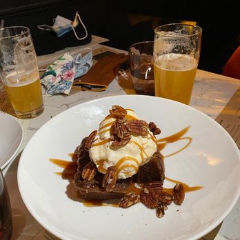 The Warbler - Carrot cake - a must! - Pasta Shops Near Me - Chicago, Illinois