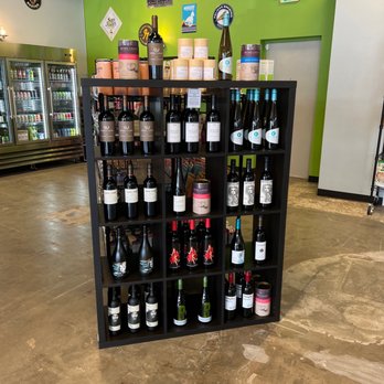 Poor Dave’s Market - Public Markets Near Me - Bonney Lake, Washington
