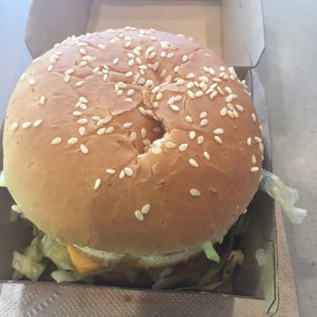 McDonald's - Pierced stale bun with days old cheese - Fast Food Near Me - West Roxbury, Massachusetts