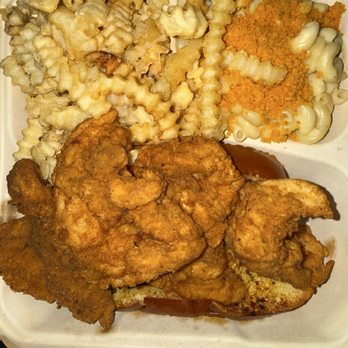 Big Chicken - The worse Mac & Cheese ever!!! I can't believe they serve this.   No flavor at all. - Fast Food Near Me - Chattanooga, Tennessee