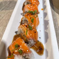 EXO Sushi - Salmon Lover Roll