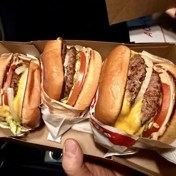 In-N-Out Burger - Fast Food Near Me - San Diego, California
