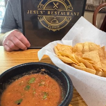 Jesus Restaurant - Chips & Homemade Salsa - Breakfast & Brunch Near Me - Murphys, California