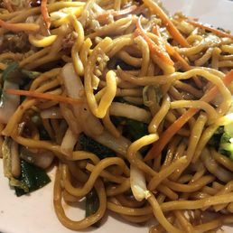 Vegetable Lo Mein (no mushrooms) Vegetable Lo Mein (no mushrooms)
