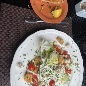 Red House Cafe - Breakfast & Brunch Near Me - Pacific Grove, California Red House Cafe - Breakfast & Brunch Near Me - Pacific Grove, California