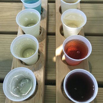 Blue Toad Hard Cider - Cider flight - Cideries Near Me - Roseland, Virginia Blue Toad Hard Cider - Cider flight - Cideries Near Me - Roseland, Virginia