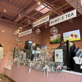 Te'amo Boba Bar - Counter - Bubble Tea Near Me - Evanston, Illinois Te'amo Boba Bar - Counter - Bubble Tea Near Me - Evanston, Illinois