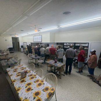 Crust & Crumb - Interior - Bakeries Near Me - Newton, Kansas Crust & Crumb - Interior - Bakeries Near Me - Newton, Kansas