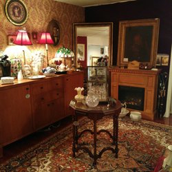 Boulevard Treasures - There have a little coffee bar!