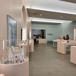 Cute shop, let you try all their products.  Modern and minimalist, matches the brand.