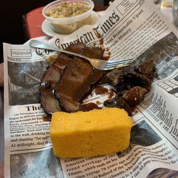 La Verdad Cafe Deli - Brisket, burnt ends, cornbread, mashed potatoes - Smokehouse Near Me - Buffalo, New York La Verdad Cafe Deli - Brisket, burnt ends, cornbread, mashed potatoes - Smokehouse Near Me - Buffalo, New York