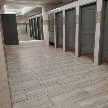 Redmon's Candy Factory - Beautiful spacious bathrooms! - Candy Stores Near Me - Phillipsburg, Missouri