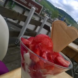 Bella Vista - Erdbeerbecher