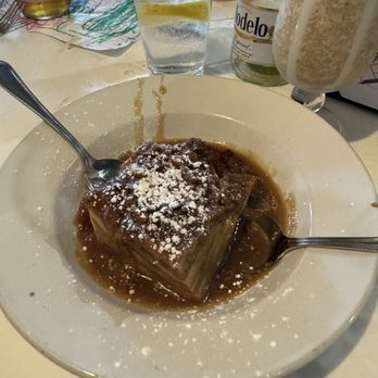 Fisherman's Corner - New Orleans Bread Pudding - my family and I are quite the bread pudding enthusiasts and this one was to DIE for. - Cajun/Creole Near Me - Pensacola, Florida