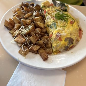 My Cafe - Veggie Omelette - Breakfast & Brunch Near Me - Kapolei, Hawaii My Cafe - Veggie Omelette - Breakfast & Brunch Near Me - Kapolei, Hawaii