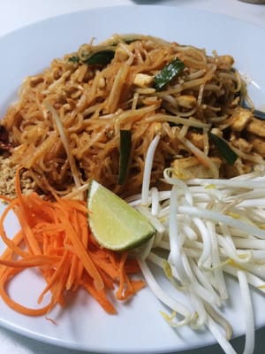 Photo of Golden Kitchen - Fallbrook, CA, US. Pad Thai (Chicken)