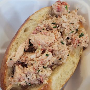 Buster's Sea Cove - Delicious lobster roll with a generous amount - Seafood Near Me - Toronto, Ontario Buster's Sea Cove - Delicious lobster roll with a generous amount - Seafood Near Me - Toronto, Ontario