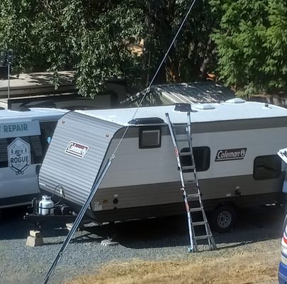 Rogue Mobile RV Repair Logo