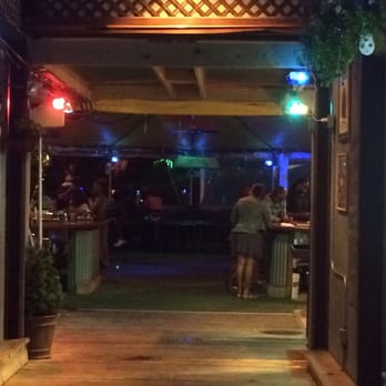Cavanaugh's Riverdeck - Dance Clubs Near Me - Philadelphia, Pennsylvania