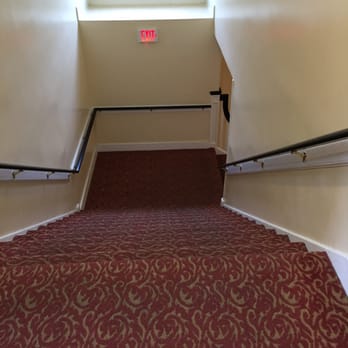 Hotel Atwater - Yup!! Happy climbing up and down the stairs with your luggages. - Hotels Near Me - Avalon, California Hotel Atwater - Yup!! Happy climbing up and down the stairs with your luggages. - Hotels Near Me - Avalon, California