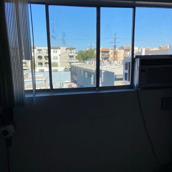 Board & Glass - Fixed window - Glass & Mirrors Near Me