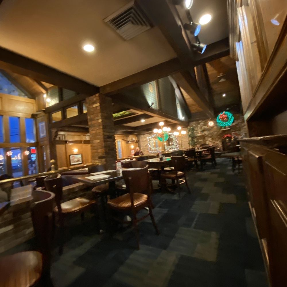 Coach House Diner - Diners Near Me - Hackensack, New Jersey