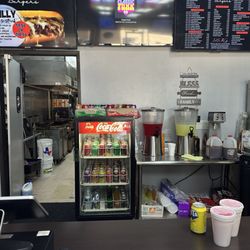 Hill City Burgers - Counter